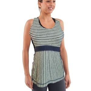 Lululemon Swift Tank  Top in Yellow Gray Stripes 2010 Shelf BraWomen's size 10